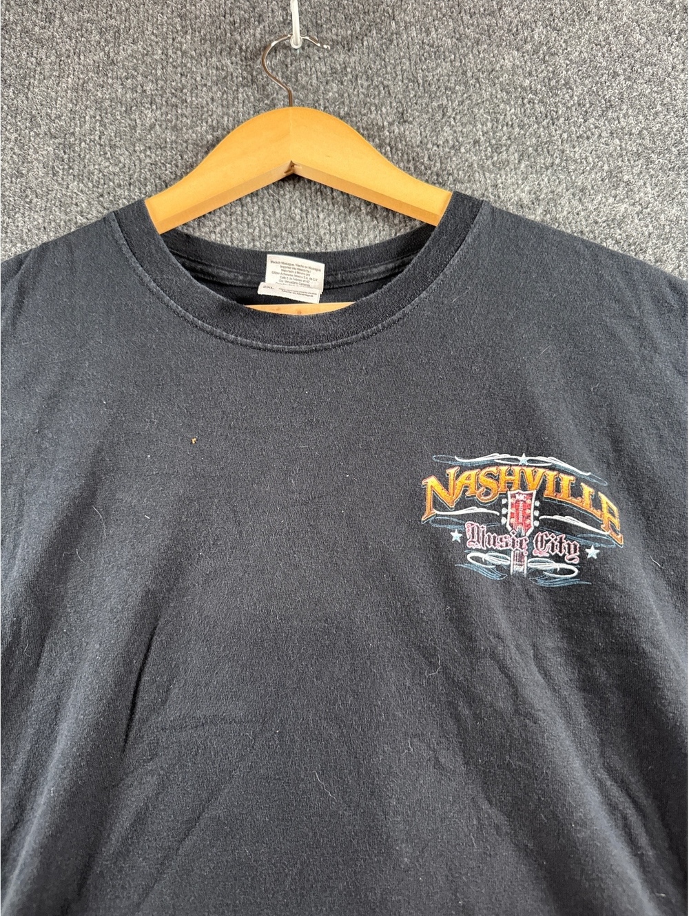 Nashville Music City Mens 2XL Black Guitar Graphic T-Shirt Gildan Ultra Cotton